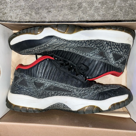 AIR JORAN 11 RETRO LOW men’s 11